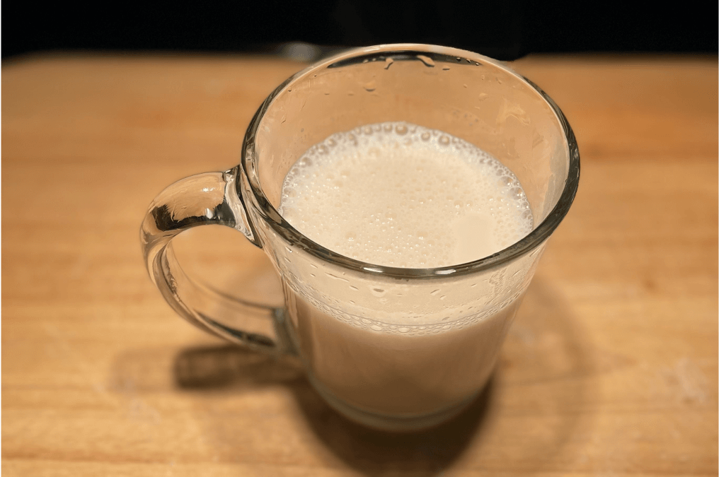 Homemade Peanut Milk 自制花生奶