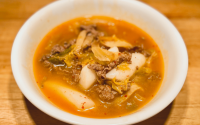 Kimchi Rice Cake Soup 泡菜年糕汤