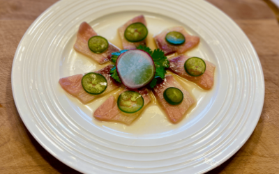 Yellowtail Sashimi with Jalapeño 黄尾刺身